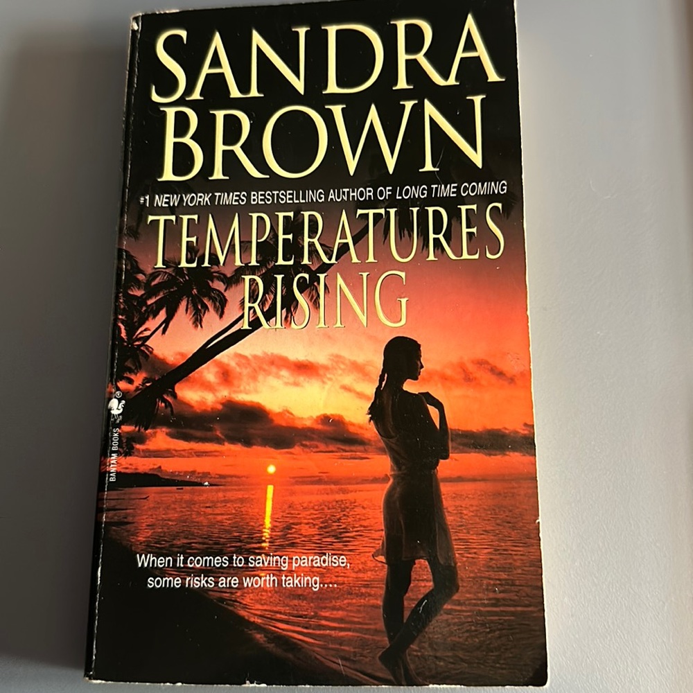 Sandra Brown “Temperatures Rising”